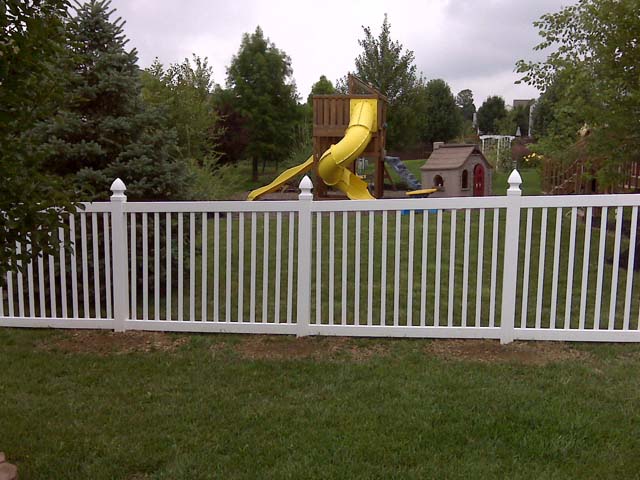 Vinyl Ornamental Fence2